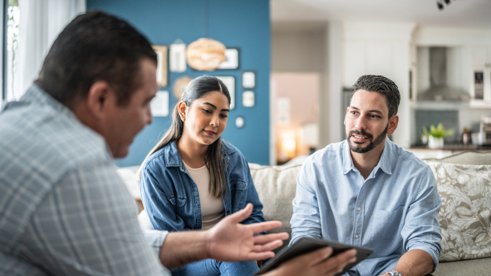 How to Explain to Your Customers Why They Should Use Mortgage Brokers